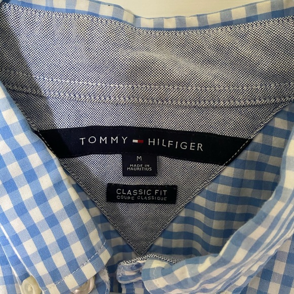 Tommy Hilfiger Dress Shirt - Picture 2 of 3